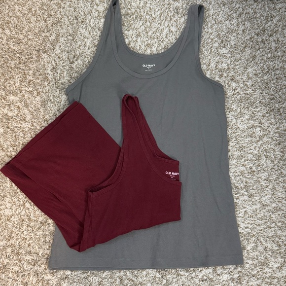Old Navy Tops - Old Navy Charcoal Grey and Burgundy Ribbed Scoop Neck Tank Top Set Sz XL